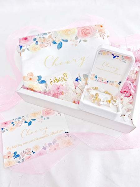 Bridesmaid Box Set P Olivia 2pcs Flower bracelet & Crossbody Pouch