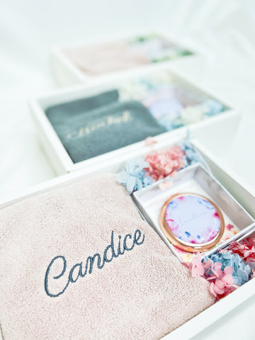 Bridesmaid Box Set T Candice 2pcs Personalized Towel & mirror